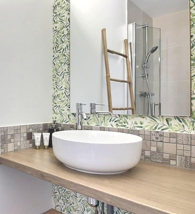Appartement T2 Independant Au Coeur De La Ville Bourges Dış mekan fotoğraf
