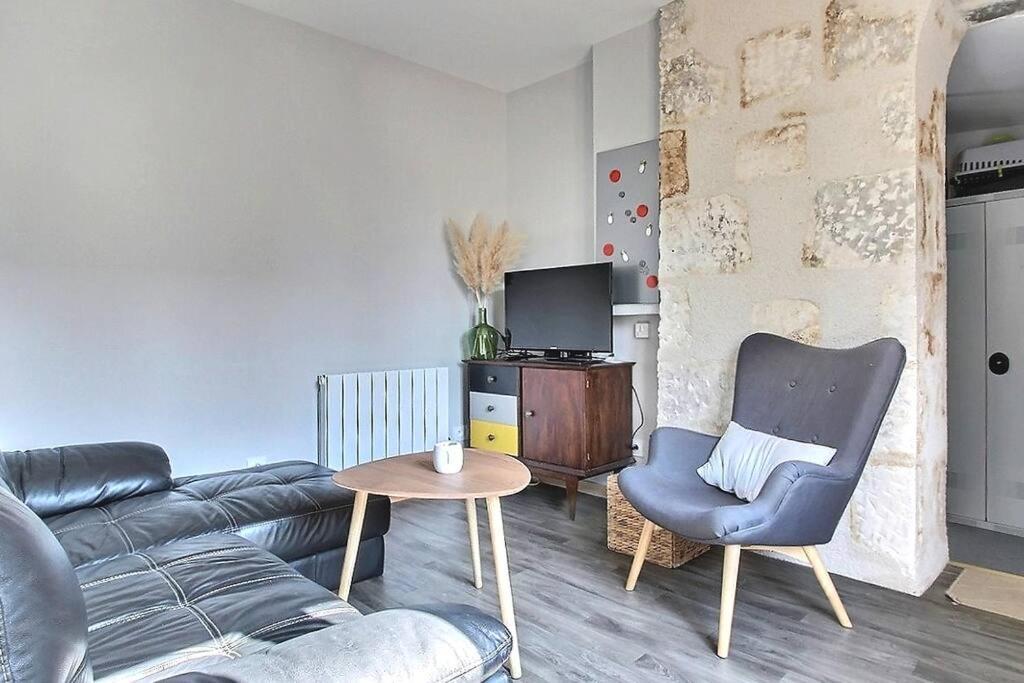 Appartement T2 Independant Au Coeur De La Ville Bourges Dış mekan fotoğraf